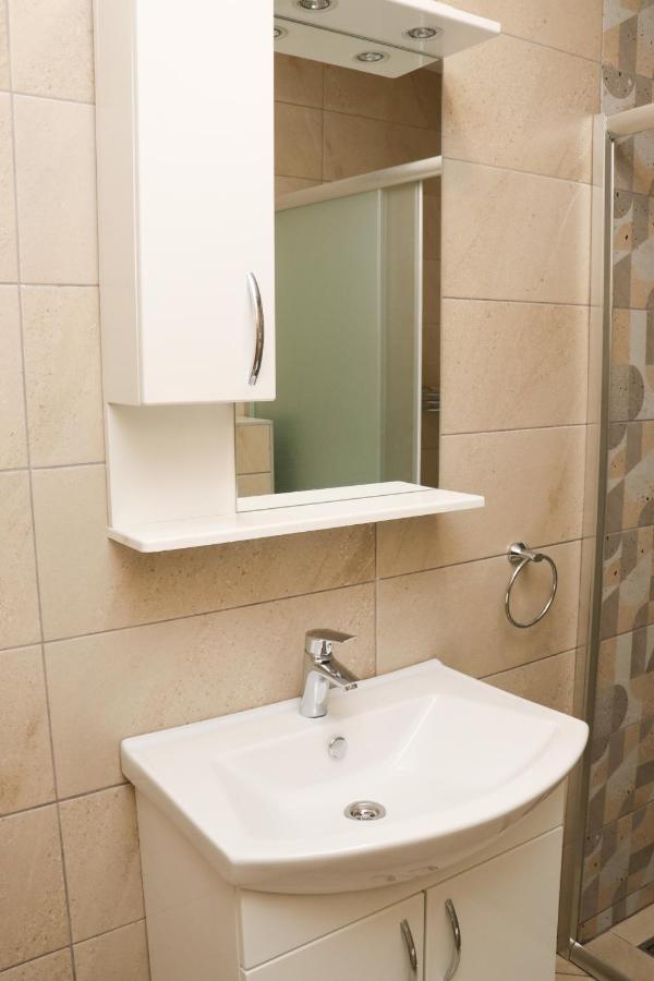 Apartmani Vidik - Groodvy House Jahorina Esterno foto