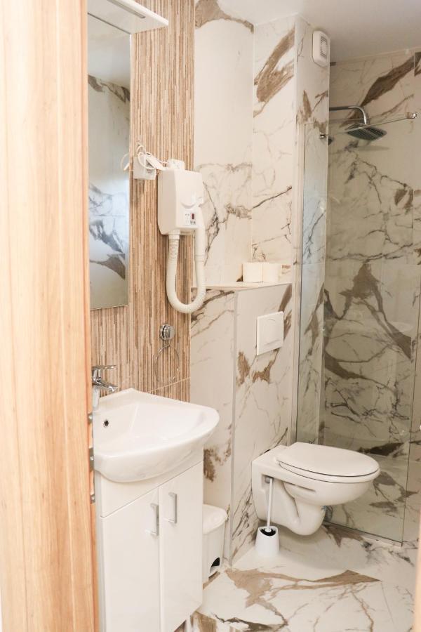 Apartmani Vidik - Groodvy House Jahorina Esterno foto